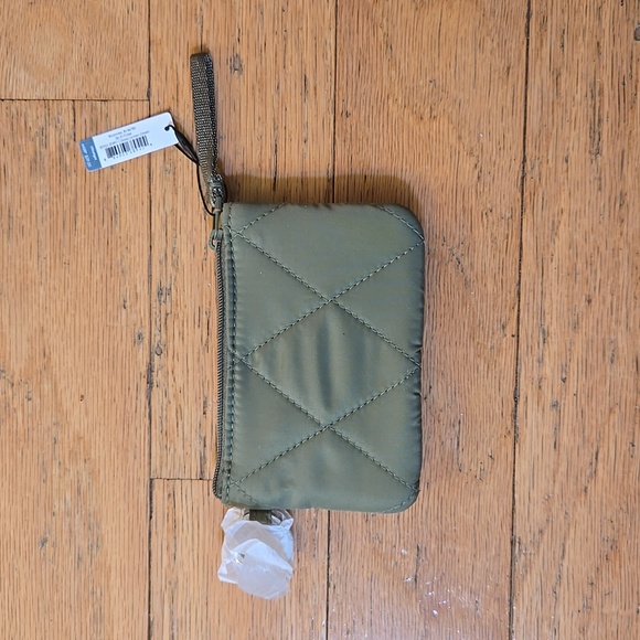 NWT Vera Bradley ZIp ID Case 50765-20497 - Picture 2 of 8